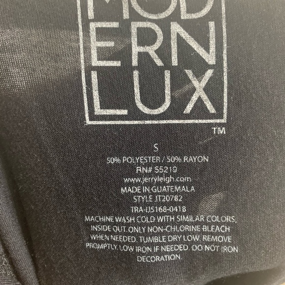 Zodiac Stars Lace-Up Neck Graphic Tank Top - Picture 7 of 9